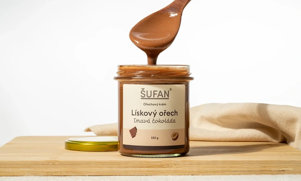 Lískový ořech s tmavou čokoládou - 330 g