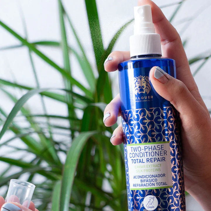 Dvoufázový kondicionér pro celkové opravy poškozených vlasů - 300 ml